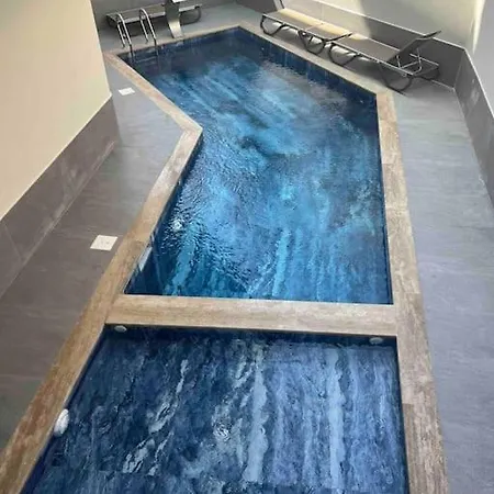 Jasmin 4 阿拉尼亚