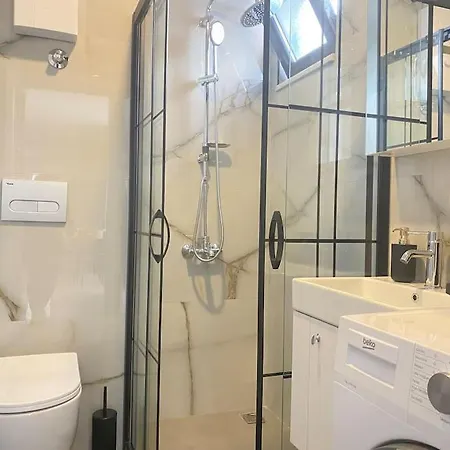 Jasmin 4 * 阿拉尼亚