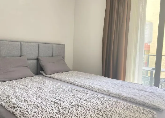 Lägenhet Jasmin 4 *