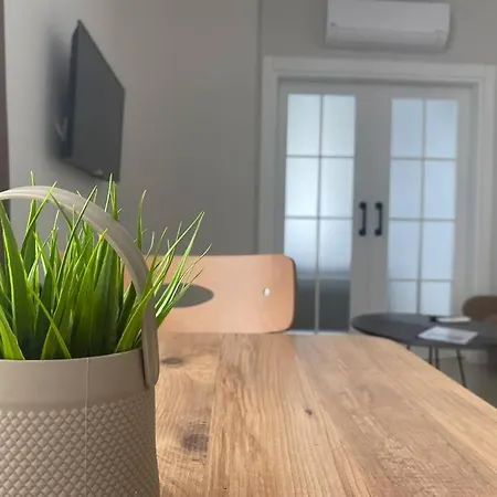 Jasmin 4 Apartman *
